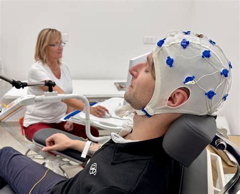 Neurologické vyšetrenie EEG EMG prístroje