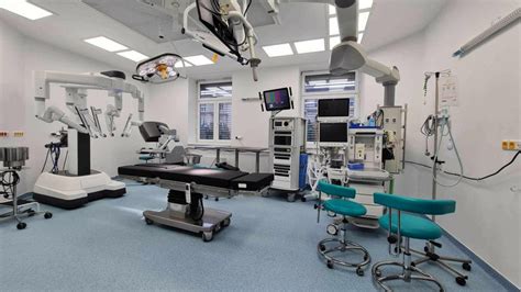 Moderná neurochirurgická operačná sála