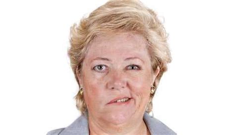 Obrnutie lícneho nervu a artikulácia reči